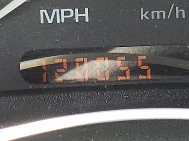 Photo 8 from auction – 2004 CHEVROLET CAVALIER L with VIN 1G1JF52F647236482