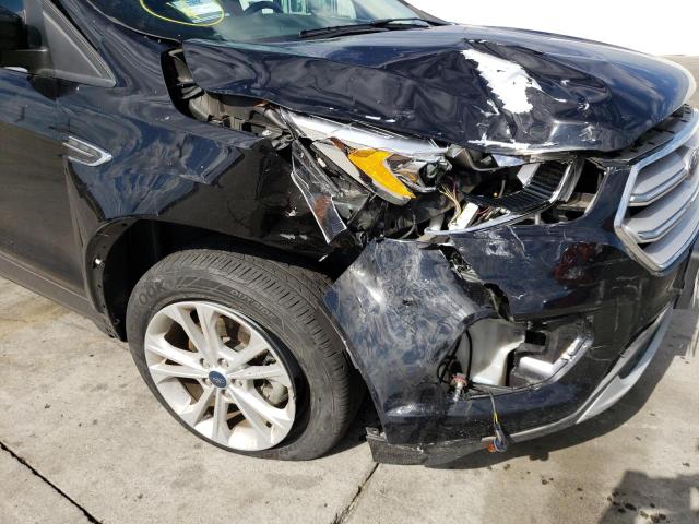 Photo 9 from auction – 2019 FORD ESCAPE SEL with VIN 1FMCU0HD3KUB82695