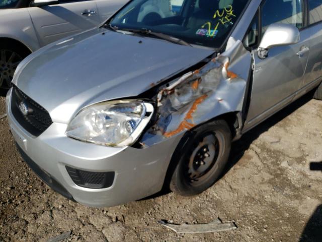 Zdjęcie 9 z aukcji – 2009 KIA RONDO BASE z VIN KNAFG528697254884