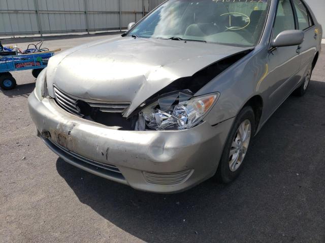 Photo 9 from auction – 2005 TOYOTA CAMRY LE with VIN 4T1BF32K85U600154