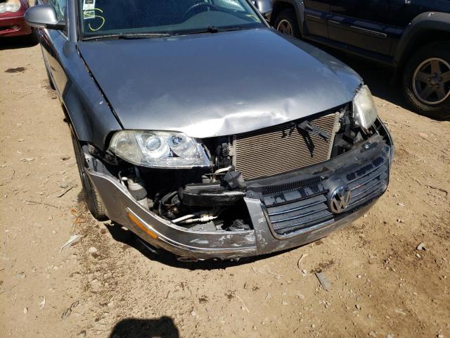 Photo 9 from auction – 2004 VOLKSWAGEN PASSAT GLS with VIN WVWVD63B44E277950