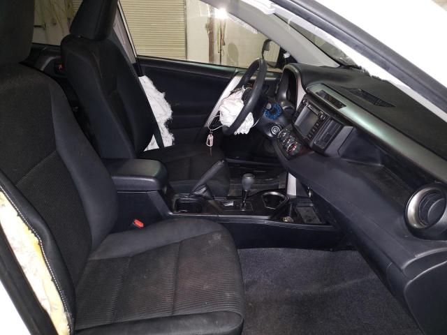 Photo 5 from auction – 2018 TOYOTA RAV4 LE with VIN JTMBFREV8JJ176192