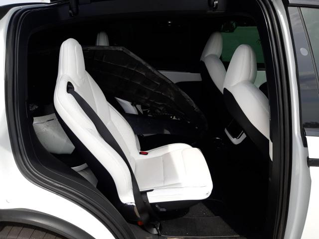 Photo 6 from auction – 2022 TESLA MODEL X with VIN 7SAXCBE6XNF331985