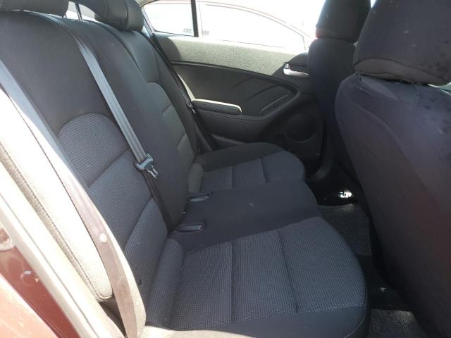 Photo 6 from auction – 2017 KIA FORTE LX with VIN 3KPFK4A75HE085914