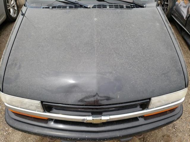 Фото 7 с аукциона – 2000 CHEVROLET BLAZER с VIN 1GNCT18W6YK214064