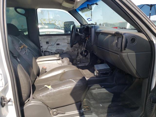 Photo 5 from auction – 2003 CHEVROLET SILVERADO with VIN 1GCJC33163F195203