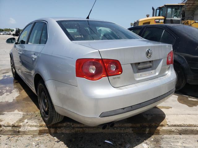 Photo 3 from auction – 2007 VOLKSWAGEN JETTA WOLF with VIN 3VWEF81K67M076250