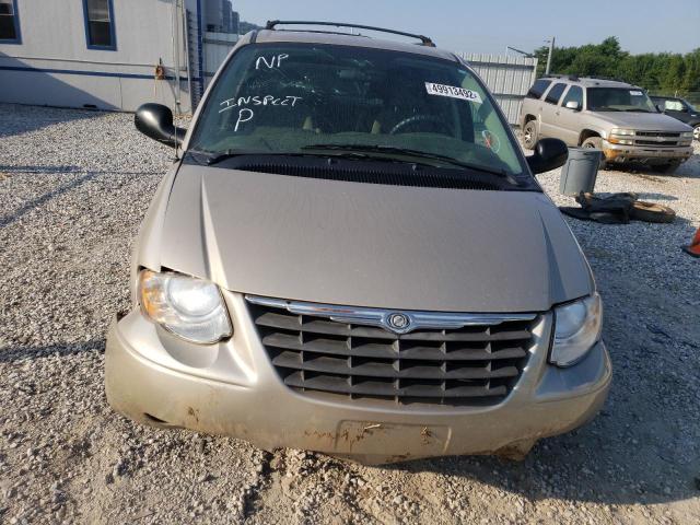 Photo 9 from auction – 2007 CHRYSLER TOWN & COU with VIN 2A4GP54L47R217797
