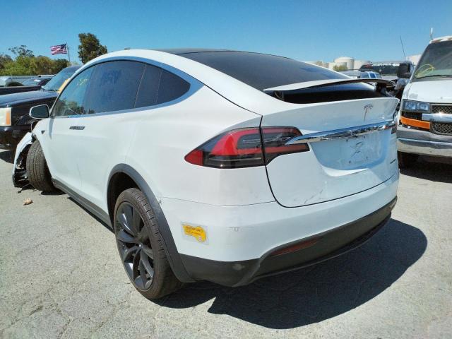 Photo 3 from auction – 2020 TESLA MODEL X with VIN 5YJXCDE21LF236850