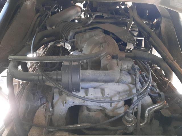 Photo 7 from auction – 2000 FLEE PACE ARROW with VIN 3FCNF53S6YJA00304