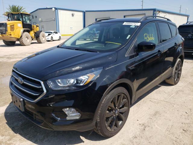 Photo 2 from auction – 2018 FORD ESCAPE SE with VIN 1FMCU9GD2JUD16262
