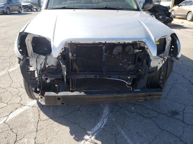 Photo 9 from auction – 2005 TOYOTA 4RUNNER SR with VIN JTEBU14R058040739