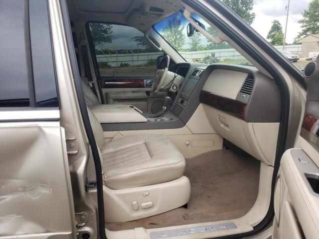 Photo 5 from auction – 2004 LINCOLN NAVIGATOR with VIN 5LMFU28RX4LJ10290