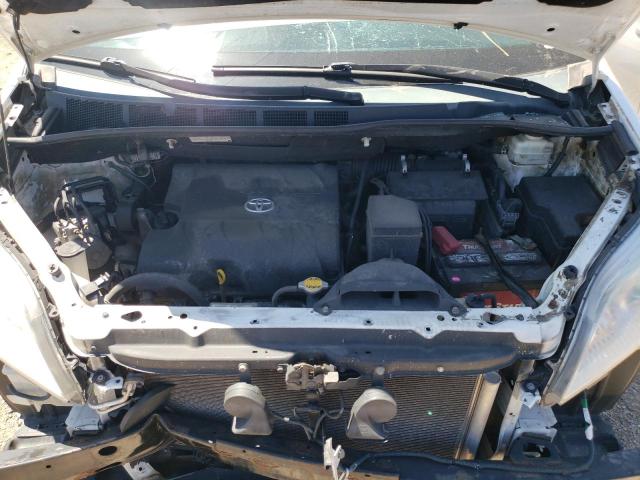 Photo 7 from auction – 2012 TOYOTA SIENNA LE with VIN 5TDKK3DC8CS225065