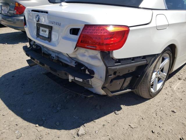 Photo 9 from auction – 2012 BMW 328 I with VIN WBADW3C53CE821915