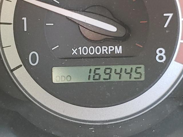 Photo 8 from auction – 2004 TOYOTA SIENNA with VIN 5TDZA23C84S143481