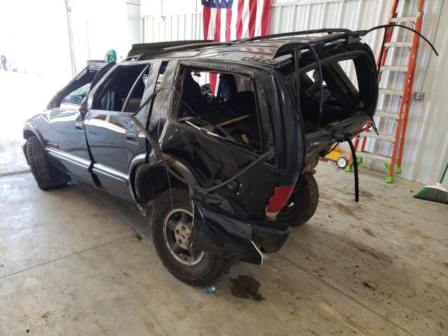 Photo 3 from auction – 2002 CHEVROLET BLAZER with VIN 1GNDT13W82K109982