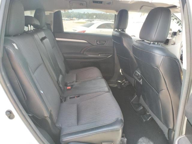 Photo 6 from auction – 2015 TOYOTA HIGHLANDER with VIN 5TDZKRFH0FS050518