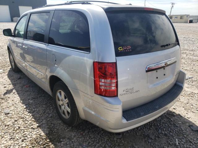 Photo 3 from auction – 2010 CHRYSLER TOWN & COU with VIN 2A4RR5D12AR413228