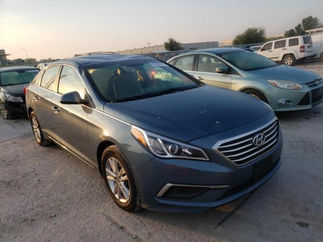 HYUNDAI SONATA SE 2017 with VIN 5NPE24AF0HH536262 - Photo from auction