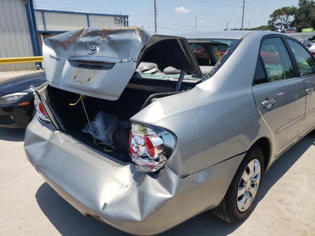 Photo 9 from auction – 2005 TOYOTA CAMRY LE with VIN 4T1BE32K85U513972
