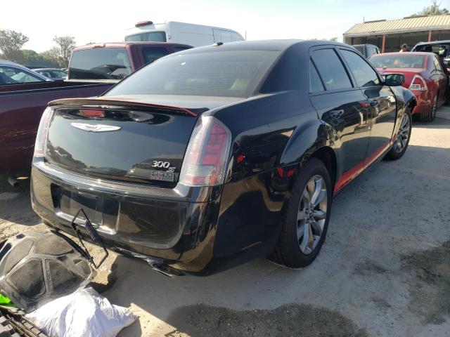 Фото 4 с аукциона – 2014 CHRYSLER 300 S с VIN 2C3CCAGT2EH297810