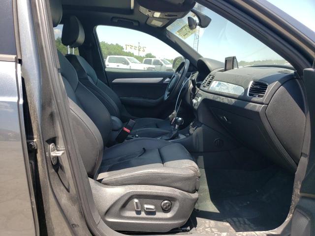 Photo 5 from auction – 2018 AUDI Q3 PREMIUM with VIN WA1ECCFS2JR028736
