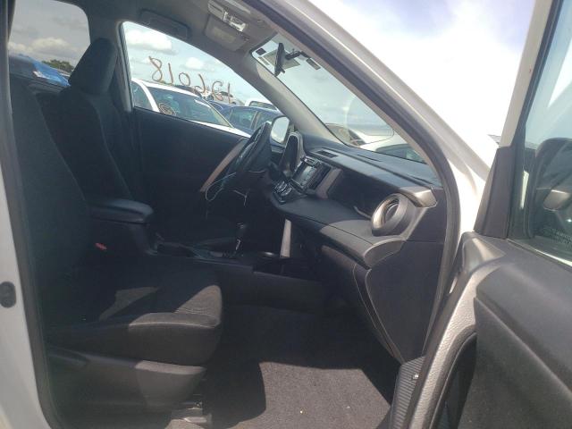 Photo 5 from auction – 2015 TOYOTA RAV4 LE with VIN 2T3BFREV2FW339914