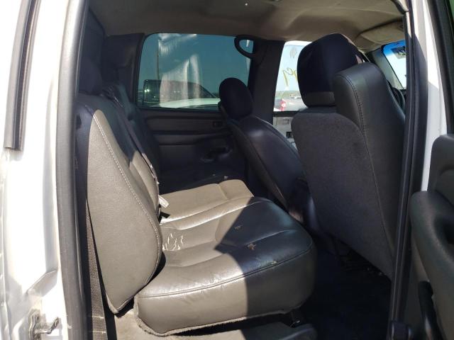 Photo 6 from auction – 2003 CHEVROLET SILVERADO with VIN 1GCJC33163F195203