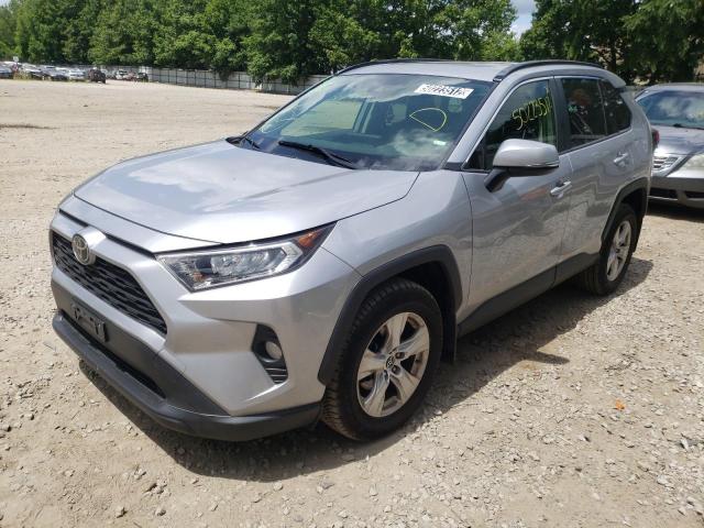 Photo 2 from auction – 2019 TOYOTA RAV4 XLE with VIN JTMP1RFVXKD024319