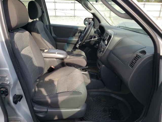 Photo 5 from auction – 2004 FORD ESCAPE XLT with VIN 1FMYU03154KA70515