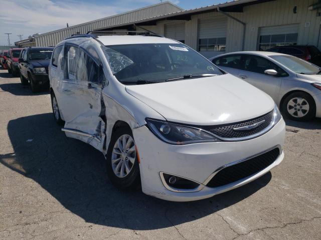 CHRYSLER PACIFICA T 2019 with VIN 2C4RC1BG5KR560345 - Photo from auction