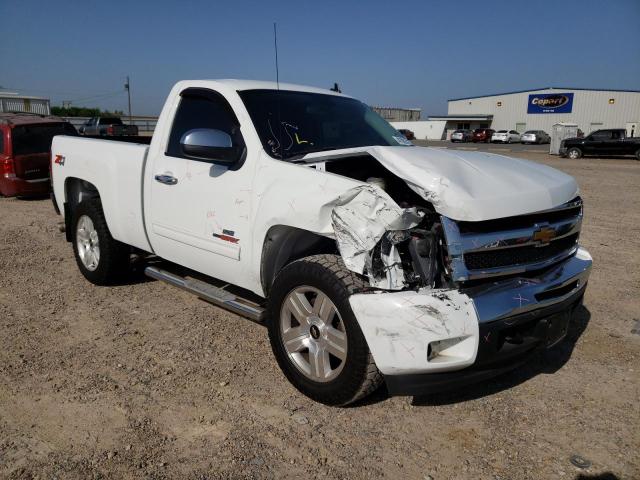 CHEVROLET SILVERADO 2011 مع رقم تعريف المركبة 1GCNKSE09BZ214973 - صورة من المزاد