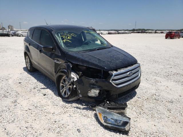 Photo 1 from auction – 2017 FORD ESCAPE SE with VIN 1FMCU9G93HUB68077