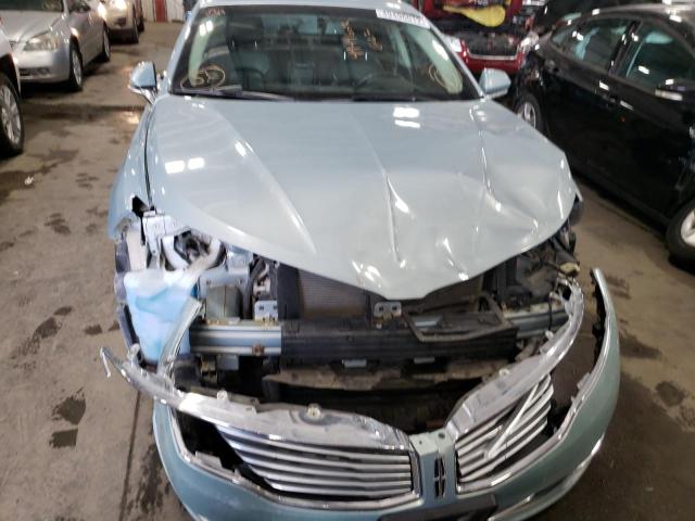 Photo 9 from auction – 2014 LINCOLN MKZ HYBRID with VIN 3LN6L2LU2ER822216