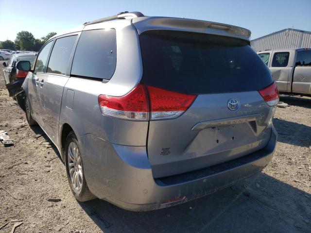 Photo 3 from auction – 2011 TOYOTA SIENNA XLE with VIN 5TDYK3DC1BS161380