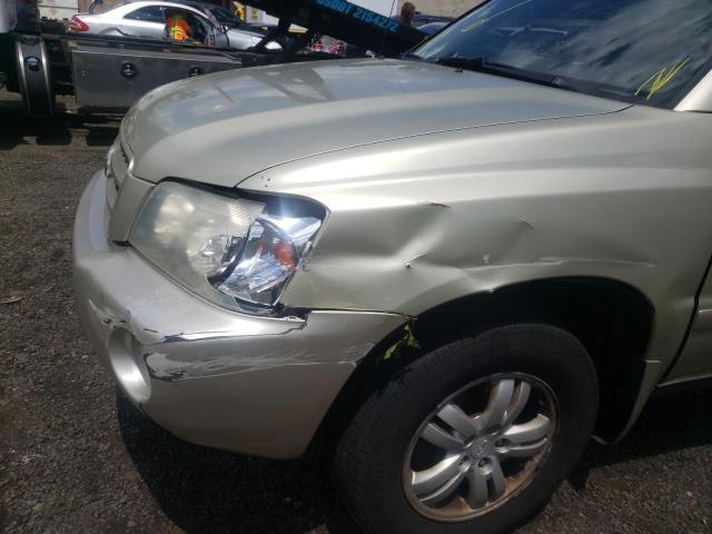 Foto 9 de la subasta – 2003 TOYOTA HIGHLANDER con VIN JTEHD21A430021931