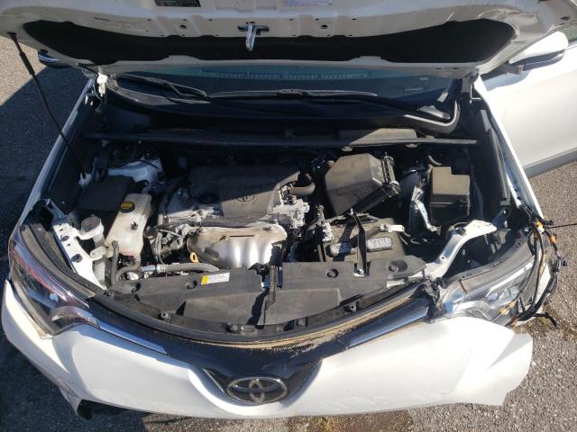 Photo 7 from auction – 2017 TOYOTA RAV4 LIMIT with VIN 2T3DFREV5HW559236