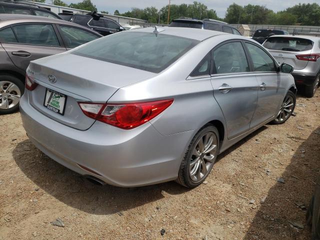 Photo 4 from auction – 2013 HYUNDAI SONATA SE with VIN 5NPEC4AC8DH530478