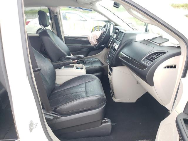 Photo 5 from auction – 2013 CHRYSLER TOWN & COU with VIN 2C4RC1BG8DR744830