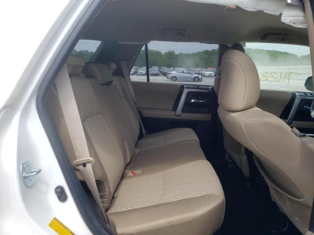 Photo 6 from auction – 2015 TOYOTA 4RUNNER SR with VIN JTEZU5JRXF5088990