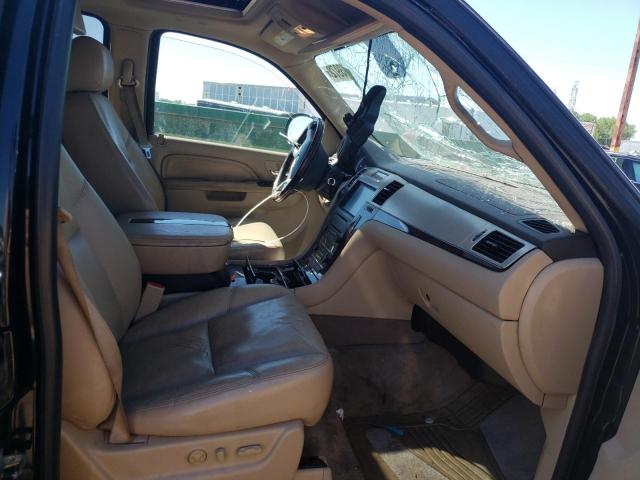 Photo 5 from auction – 2010 CADILLAC ESCALADE L with VIN 1GYUKBEF0AR214269