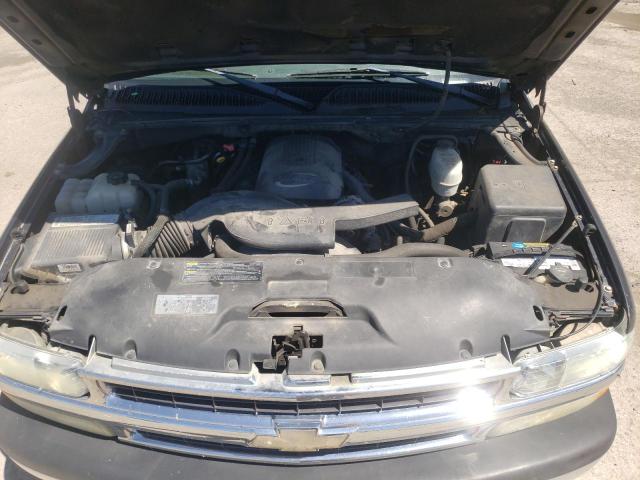 Photo 7 from auction – 2004 CHEVROLET SUBURBAN K with VIN 1GNFK16T64J259174