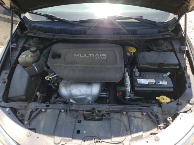 Photo 7 from auction – 2015 CHRYSLER 200 LIMITE with VIN 1C3CCCAB4FN505061