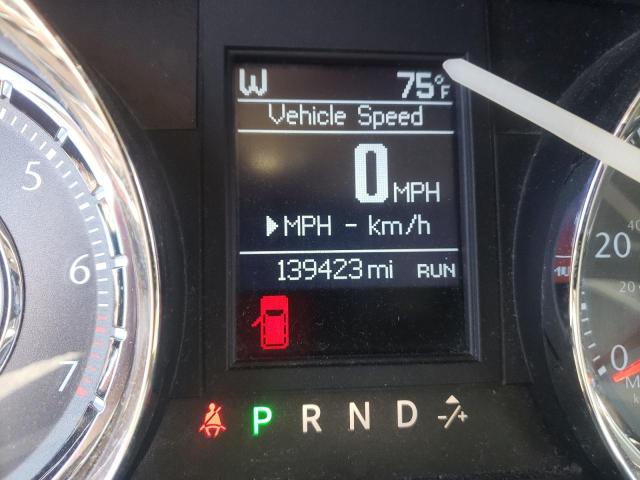 Photo 8 from auction – 2011 CHRYSLER TOWN & COU with VIN 2A4RR5DG7BR782852