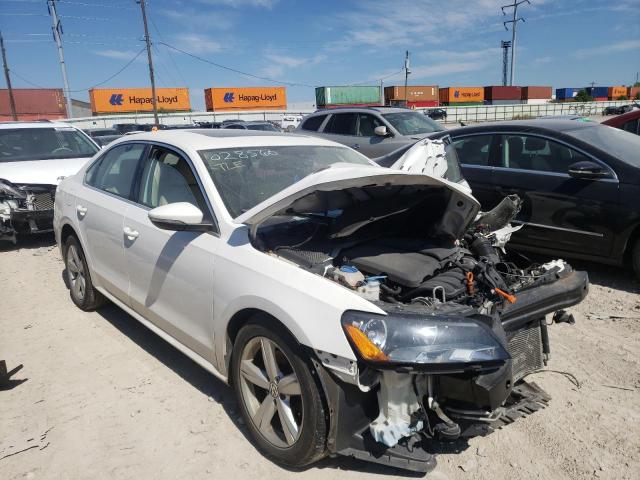VOLKSWAGEN PASSAT SE 2012 with VIN 1VWBP7A33CC028560 - Photo from auction