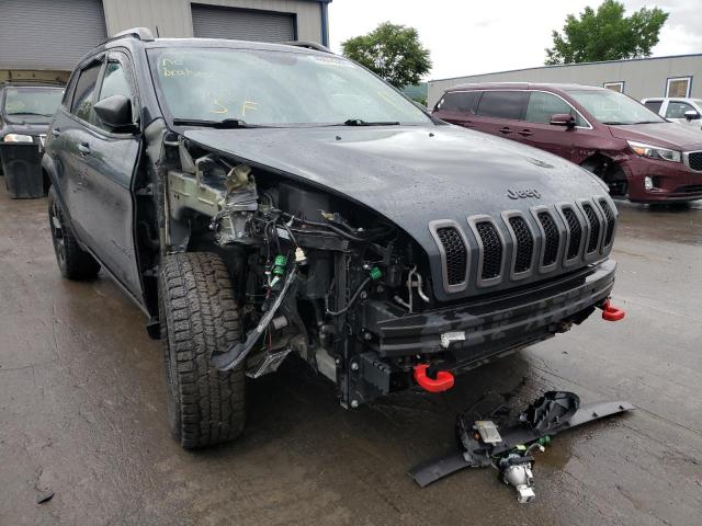 JEEP CHEROKEE T 2017 with VIN 1C4PJMBS0HW504025 - Photo from auction