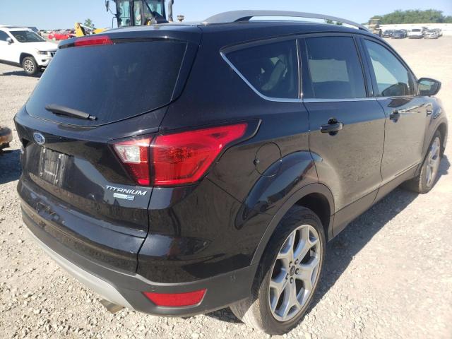 Photo 4 from auction – 2019 FORD ESCAPE TIT with VIN 1FMCU9J9XKUC30106