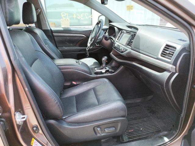 Photo 5 from auction – 2019 TOYOTA HIGHLANDER with VIN 5TDDZRFH9KS978408