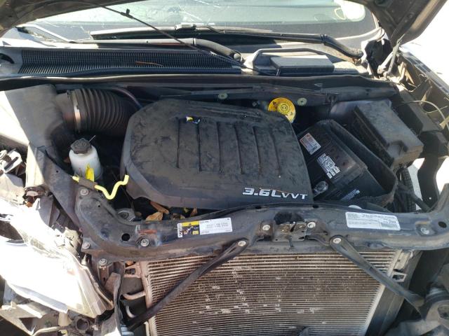 Photo 7 from auction – 2016 CHRYSLER TOWN & COU with VIN 2C4RC1BG3GR245549